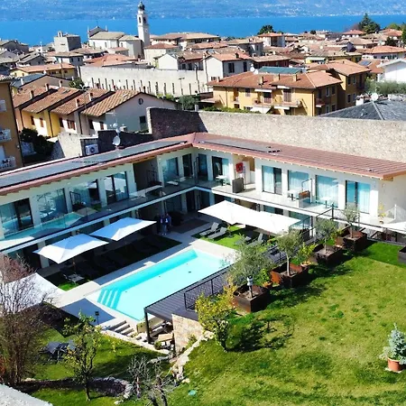 Relais Limonaia - & Garden Hotel
